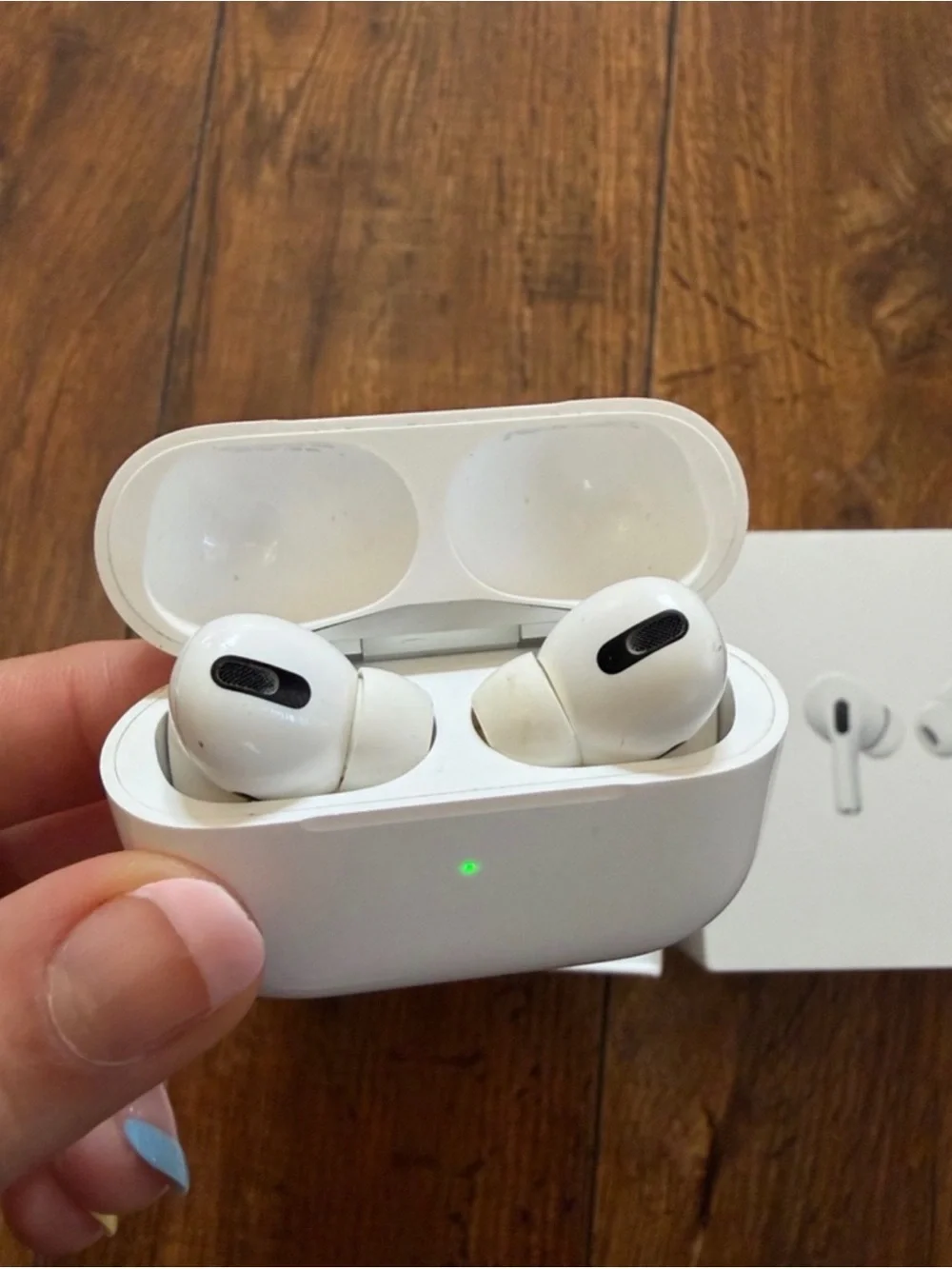 Apple AirPods Pro  with Charging Case and cable